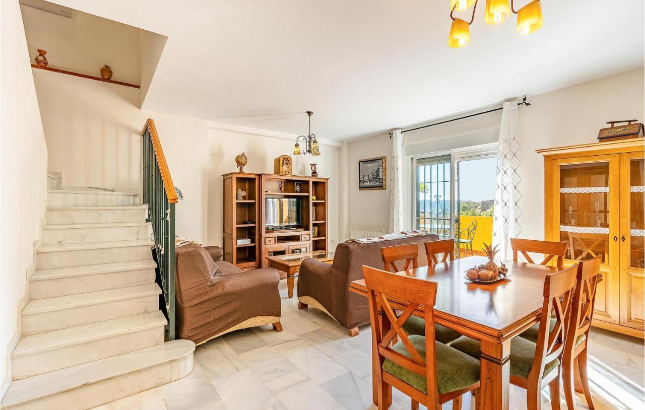 3 Bedroom Stunning Home In Сенес де ла Вега Екстериор снимка